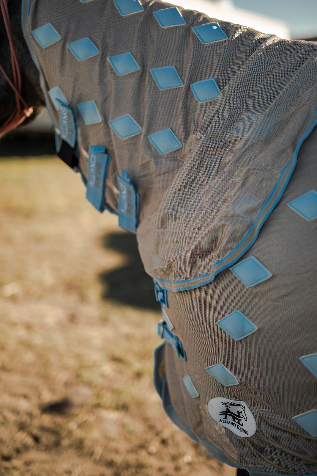 Magnetic blanket Neck piece view
